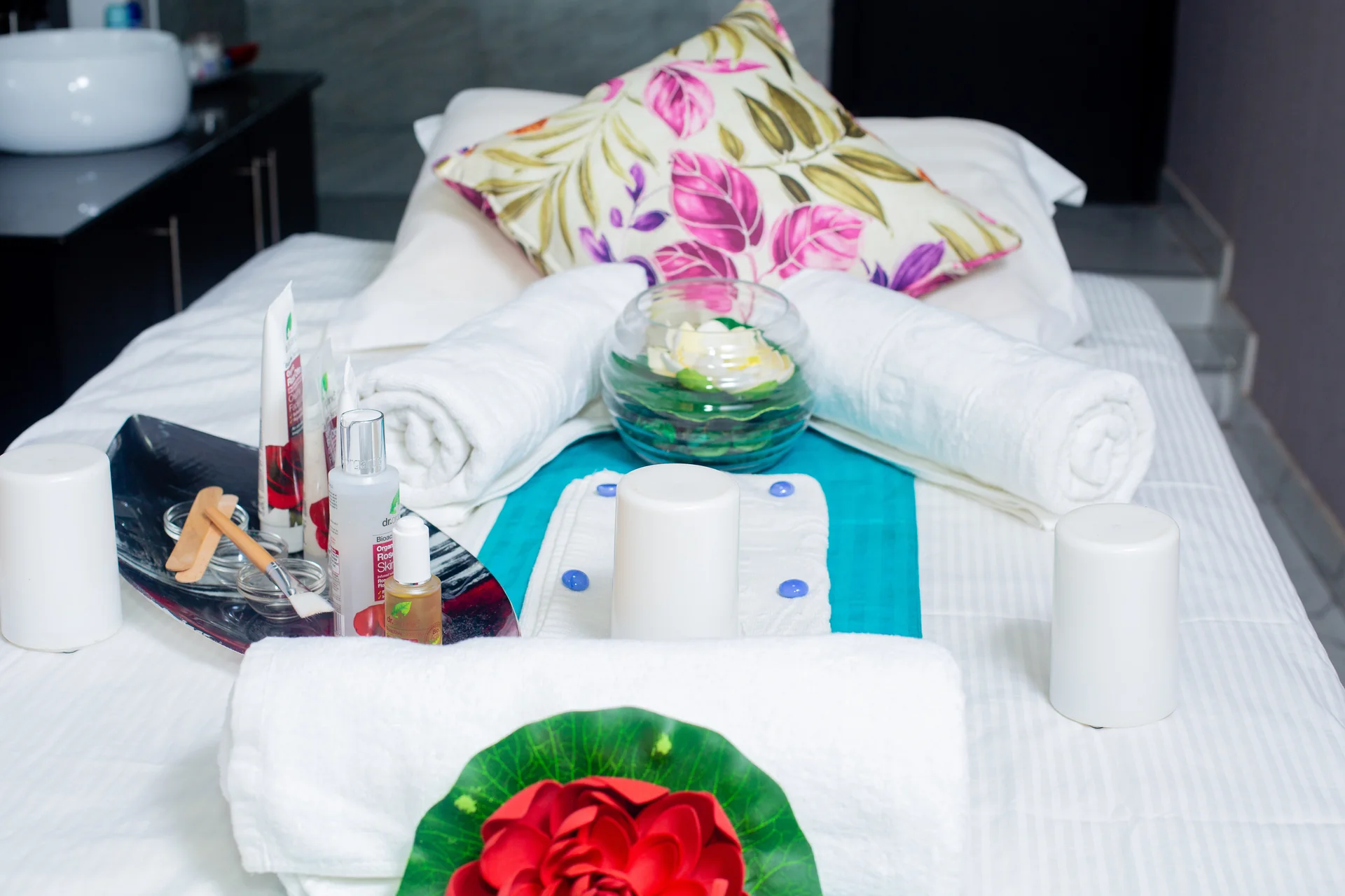 Botanical Treatment Suite & Korean Skin Lab